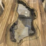 Esstisch oval aus recyceltem Holz